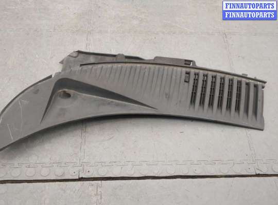 Жабо под дворники (дождевик) LN13872 на Lincoln Navigator 2002-2006