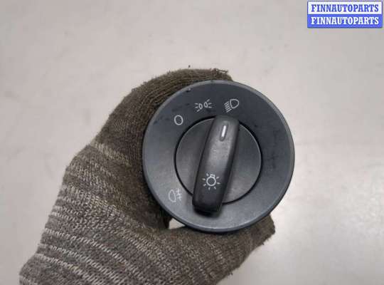 купить Переключатель света на Skoda Octavia (A5) 2004-2013