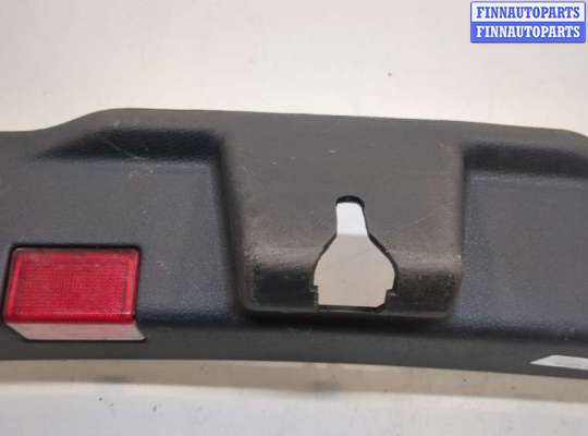 купить Обшивка крышки (двери) багажника на Mercedes GLE W166 2015-2018