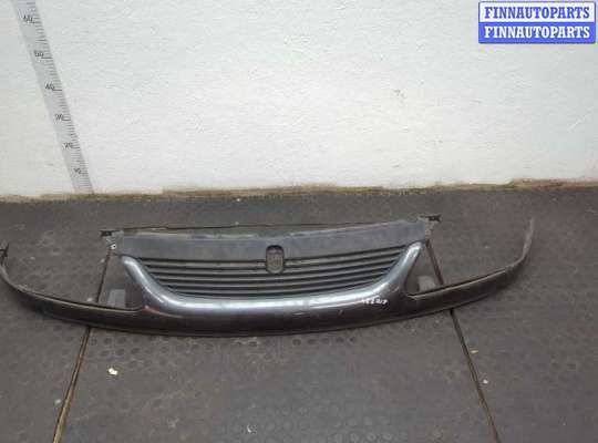купить Решетка радиатора на Renault Espace 3 1996-2002