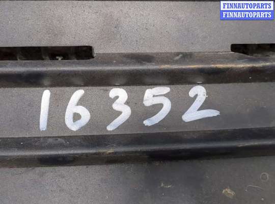 купить Заглушка (решётка) бампера на Volkswagen Passat CC 2008-2012