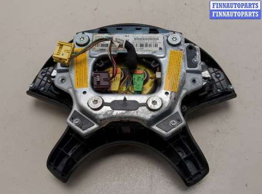 Подушка безопасности водителя (AirBag) на Mercedes-Benz C (W204)