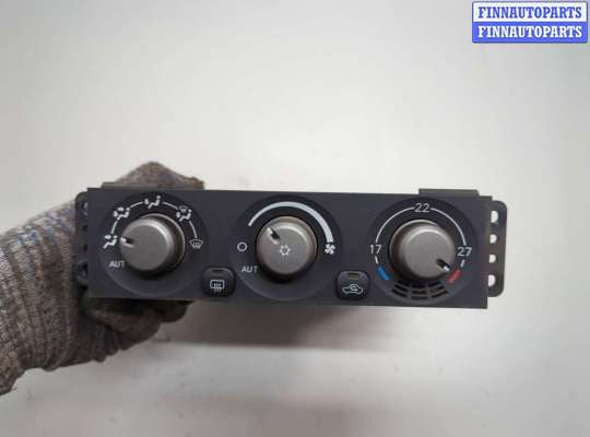 Переключатель отопителя (печки) MT578613 на Mitsubishi Pajero / Montero 2000-2006