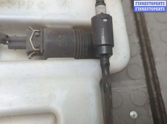 купить Бачок омывателя на Nissan Note E11 2005-2013