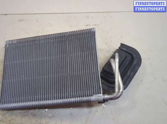 купить Радиатор кондиционера салона на BMW X5 E53 2000-2006