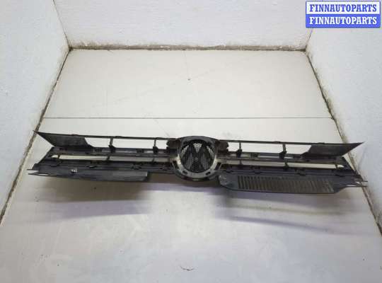 купить Решетка радиатора на Volkswagen Golf 6 2008-2012