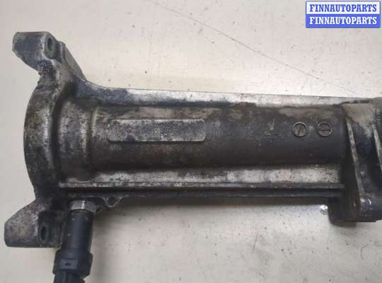 купить Кронштейн полуоси на Volkswagen Transporter 4 1991-2003