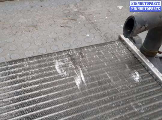 купить Радиатор охлаждения двигателя на Renault Laguna 2 2001-2007