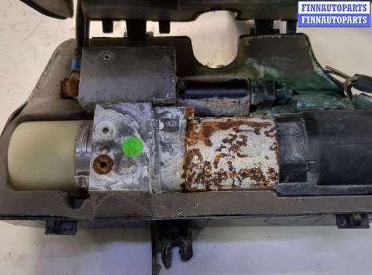 купить Насос подъема крышки багажника на Mercedes ML W164 2005-2011