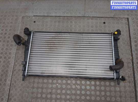 купить Радиатор охлаждения двигателя на Ford Focus 2 2005-2008