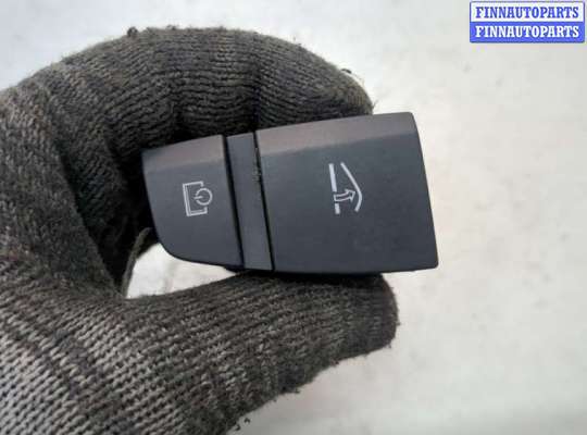 купить Кнопка управления бортовым компьютером на Audi Q7 2005-2015