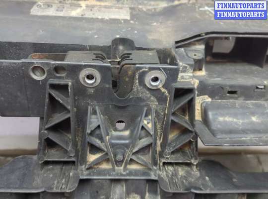 купить Рамка передняя (телевизор) на Volkswagen Golf 6 2008-2012