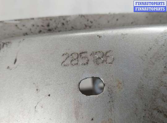 купить Усилитель бампера на Renault Trafic 2001-2014