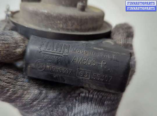 купить Сигнал (клаксон) на Mercedes GLK X204 2008-2015