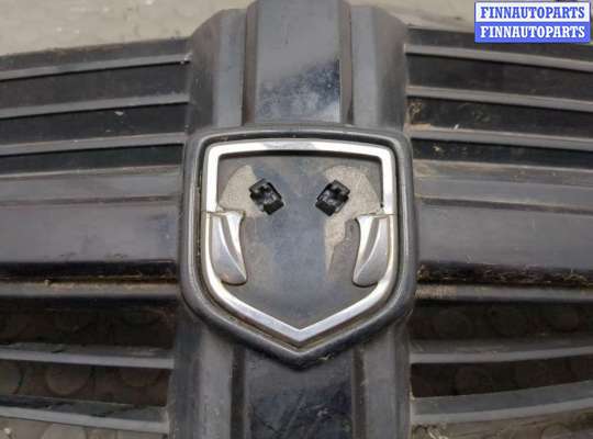 купить Решетка радиатора на Dodge Avenger 2007-2014