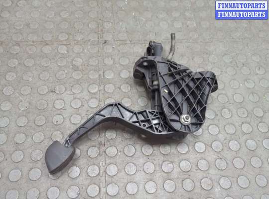 купить Педаль сцепления на Volkswagen Passat 6 2005-2010