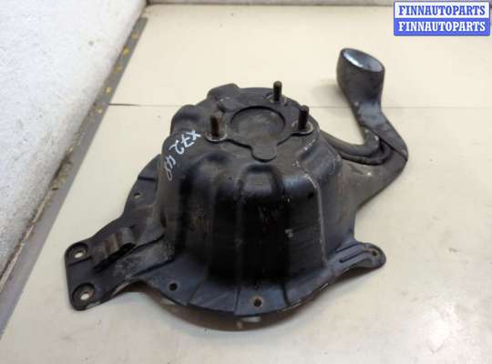 Кронштейн запасного колеса LRQ7153 на Land Rover Freelander 1 1998-2006