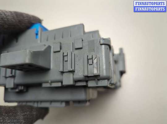 купить Блок предохранителей на Honda CR-V 2011-2018