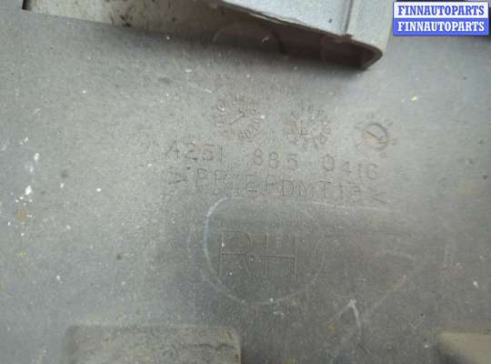 купить Кронштейн бампера на Mercedes R W251 2005-2017