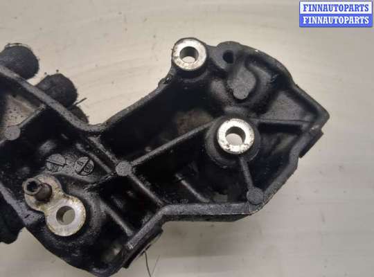 купить Кронштейн насоса гидроусилителя руля на Ford Fusion 2002-2012