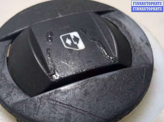 купить Кнопка стеклоподъемника (блок кнопок) на Renault Megane 2 2002-2009