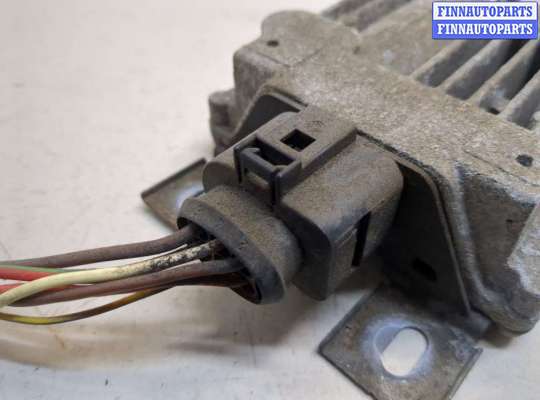 купить Блок управления топливным насосом на Volkswagen Touareg 2010-2014