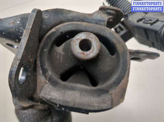 купить Подушка крепления двигателя на Toyota Avensis 2 2003-2009