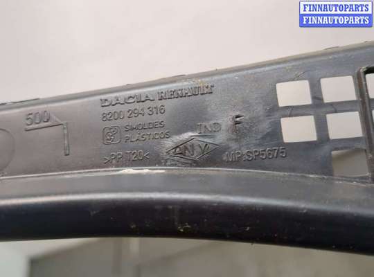 купить Жабо под дворники (дождевик) на Dacia Sandero 2008-2012