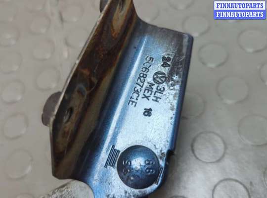 купить Петля крышки багажника на Volkswagen Jetta 6 2010-2018