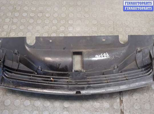 купить Решетка радиатора на Renault Laguna 2 2001-2007