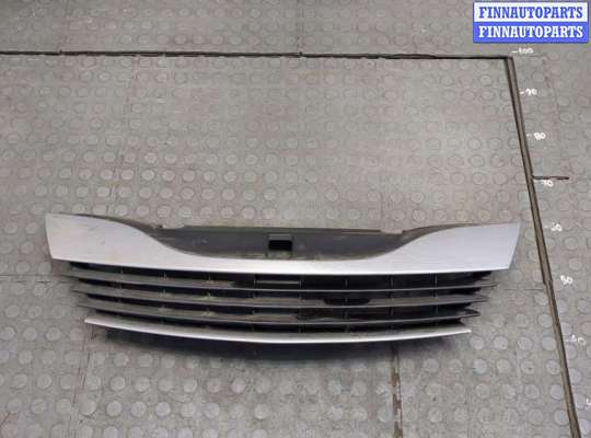 купить Решетка радиатора на Renault Laguna 2 2001-2007