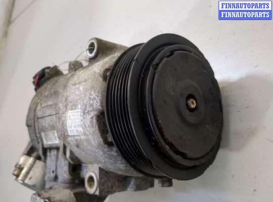 Компрессор кондиционера на Volkswagen Polo Mk4 (6Q/9N3)