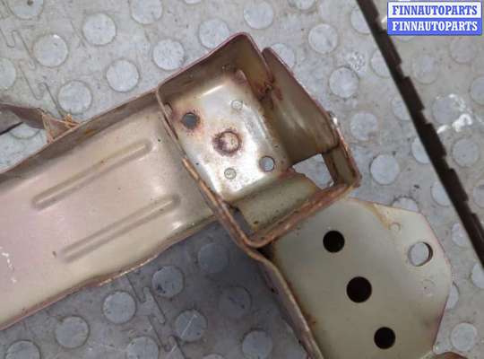купить Усилитель бампера на Honda Element 2002-2011