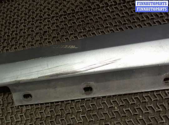 купить Накладка на порог на Mercedes C W204 2007-2013