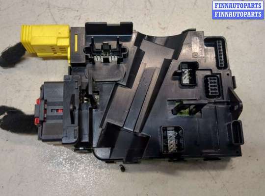 купить Блок управления подрулевыми переключателями на Volkswagen Golf 5 2003-2009