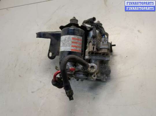 купить Блок АБС, насос (ABS, ESP, ASR) на Toyota Auris E18 2012-