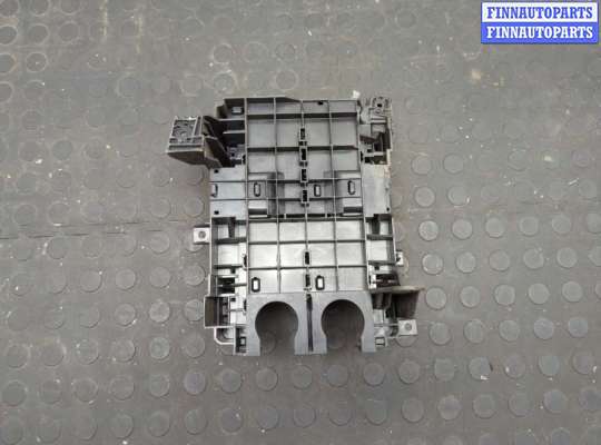 купить Корпус блока предохранителей на Chevrolet Malibu 2018-2025