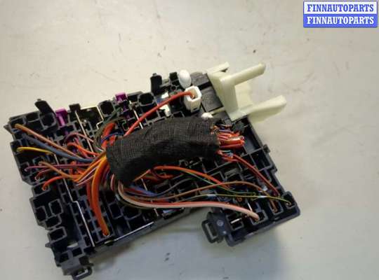 купить Блок предохранителей на Volkswagen Jetta 7 2018-2024