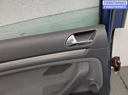 купить Стекло боковой двери на Volkswagen Golf 5 2003-2009