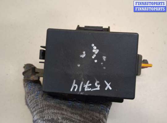 Блок предохранителей OP2153888 на Opel Antara