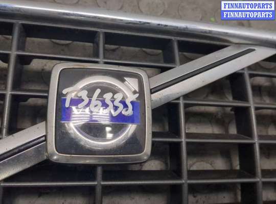 купить Решетка радиатора на Volvo S40 2004-