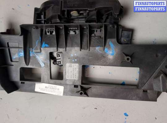 купить Замок раздвижной двери на Ford C-Max 2010-2015