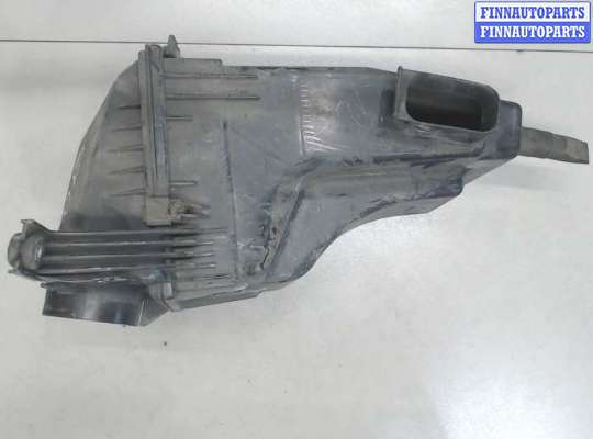 Корпус воздушного фильтра на Suzuki SX4