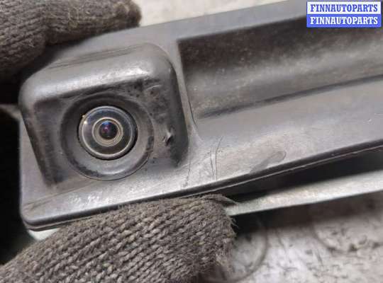 купить Кнопка открывания багажника с крышки на Audi A6 (C7) 2011-2018