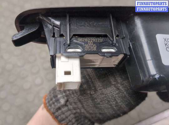 купить Кнопка стеклоподъемника (блок кнопок) на Citroen C4 Grand Picasso 2013-2018