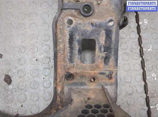 купить Рамка передняя (телевизор) на Hyundai ix 35 2010-2015