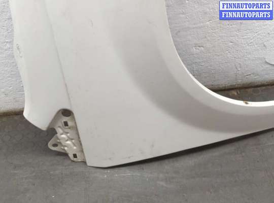 купить Крыло на Chrysler Town-Country 2007-2010