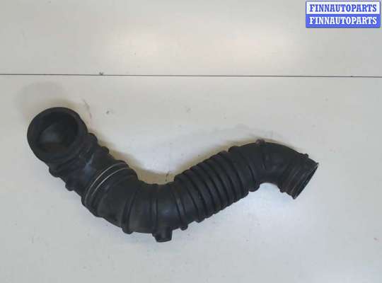 купить Патрубок корпуса воздушного фильтра на Mitsubishi Montero Sport / Pajero Sport 1996-2008