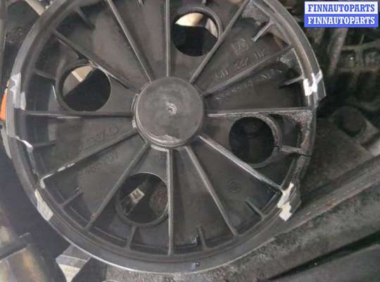 купить Двигатель (ДВС) на Volvo S40 / V40 1995-2004