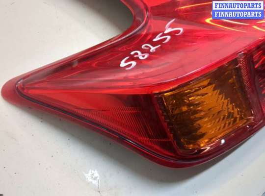 Фонарь задний на Nissan Juke